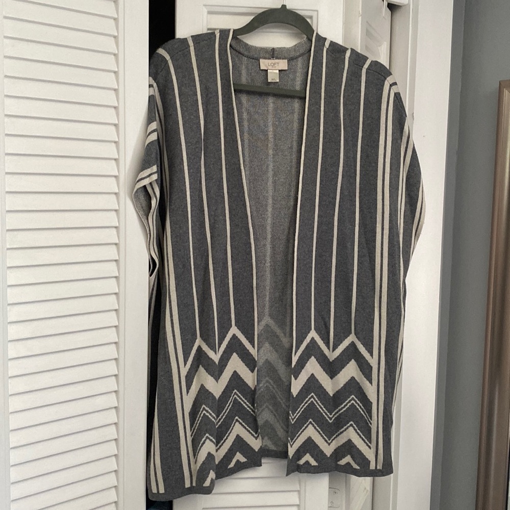 EUC Loft cardigan/shrug/poncho